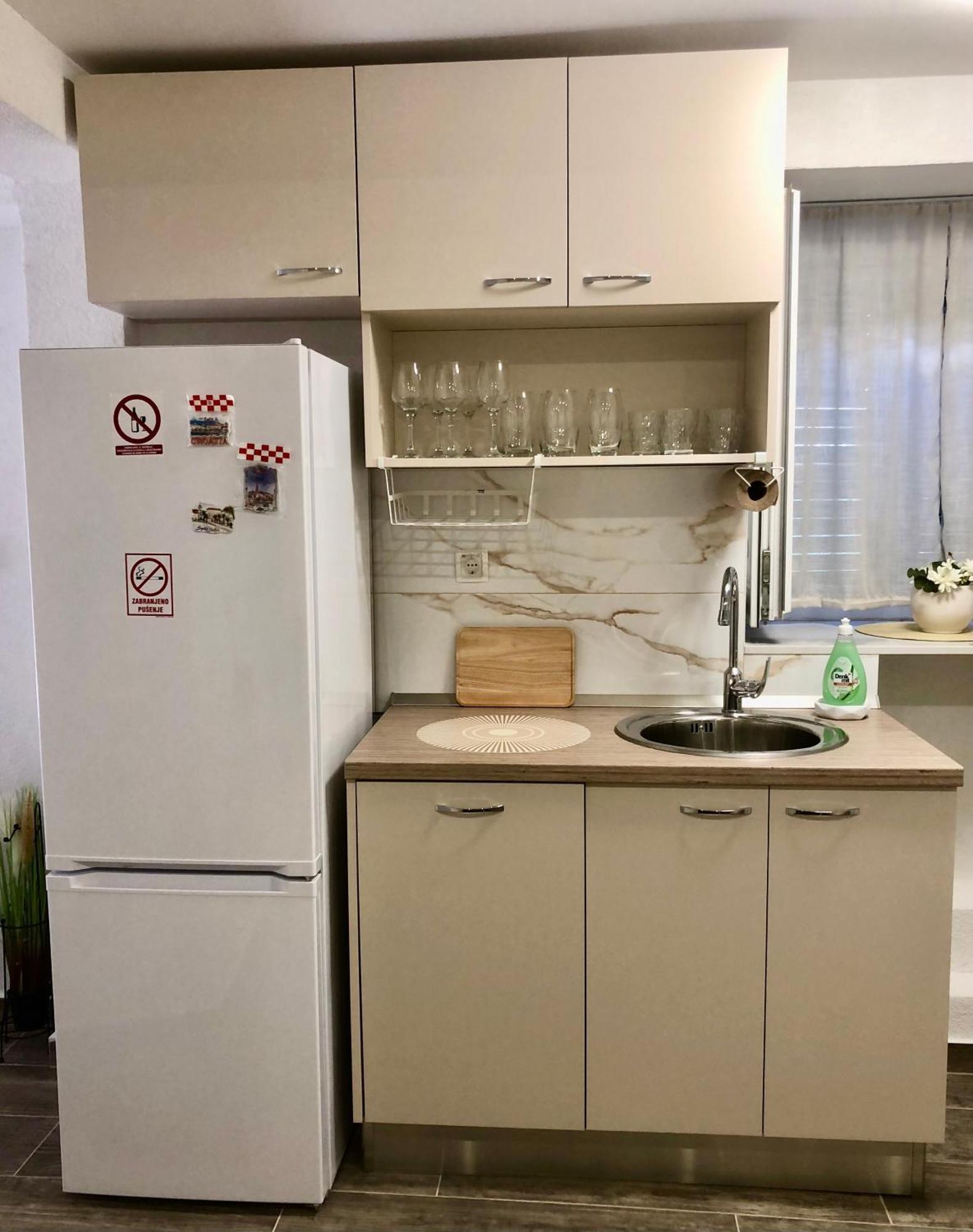 Apartman Blue Moon Split- Free Parking エクステリア 写真